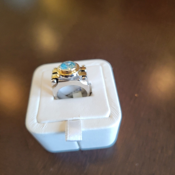 Sterling Silver .925 Cocktail Ring with Aquamarine Crystal - Picture 4 of 5